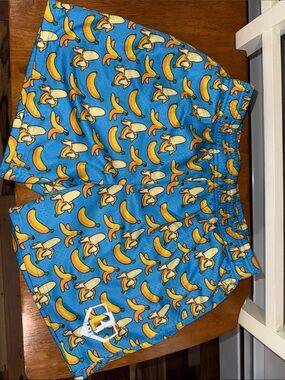Men's Blue Banana-Print Hybrid Shorts
